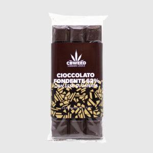 Chocolate preto com sementes de cânhamo
